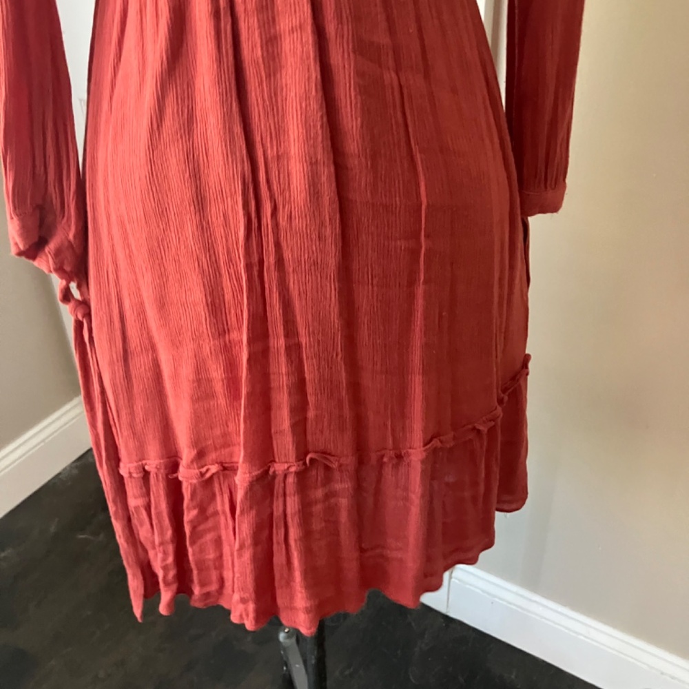 Dress - Picture 5 of 7